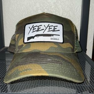 Yeeyee hat. Great condition